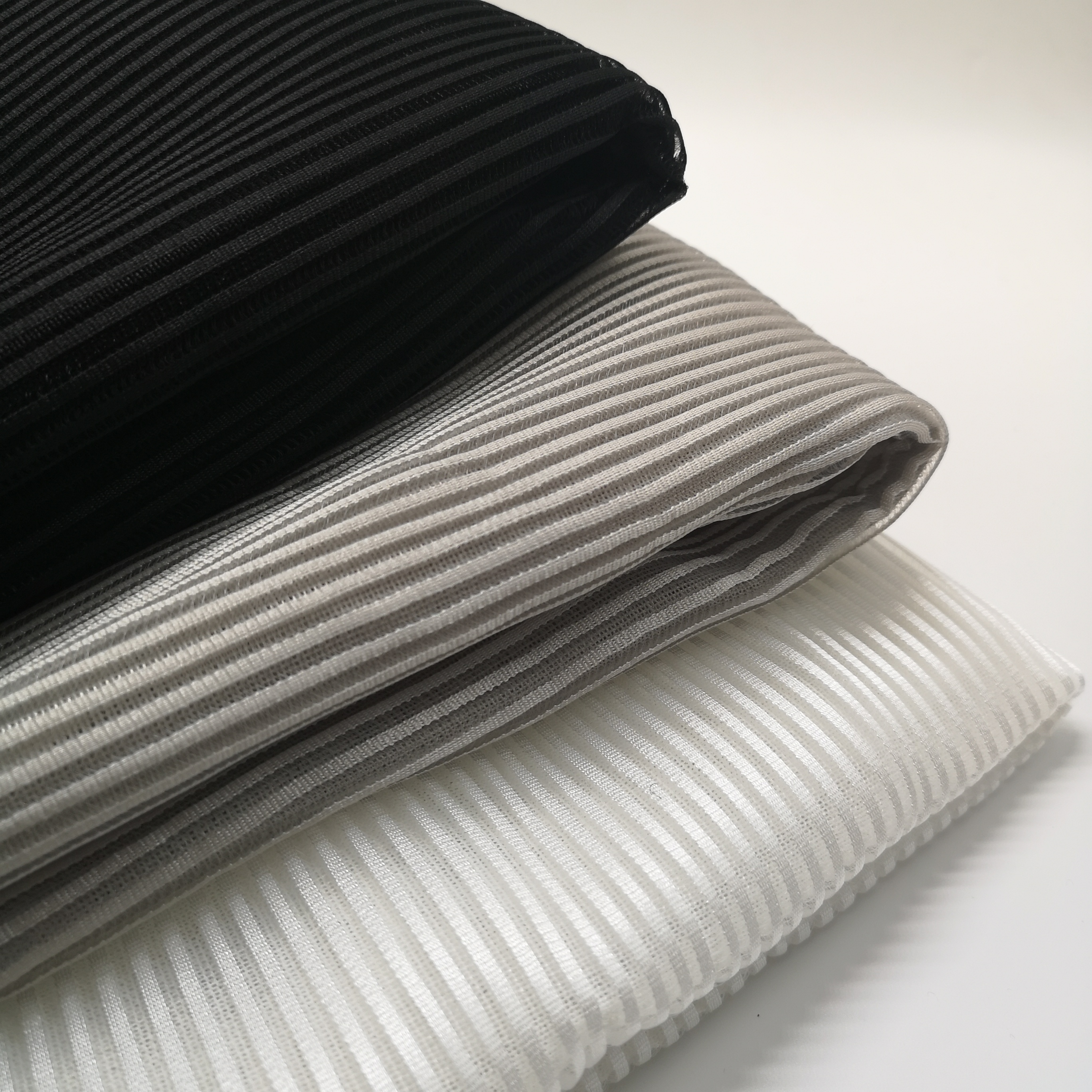 Black Soft Polyester Breathable Mesh Fabric for Garments
